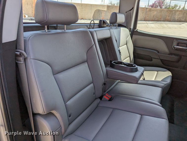 image for item DR6888 2016 Chevrolet Silverado 1500  Crew Cab pickup truck