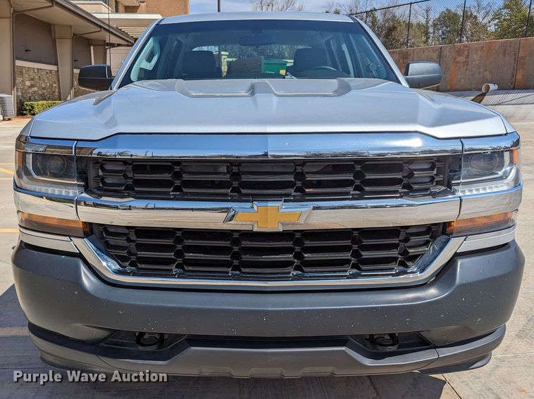 image for item DR6888 2016 Chevrolet Silverado 1500  Crew Cab pickup truck