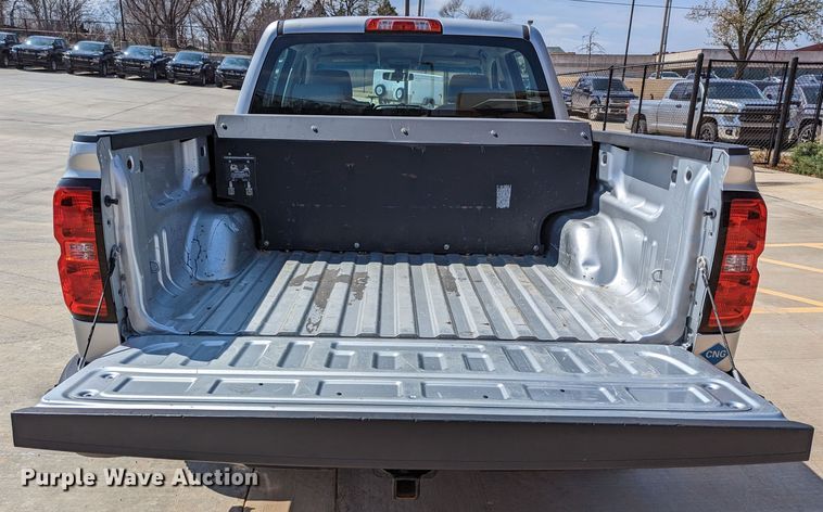 image for item DR6888 2016 Chevrolet Silverado 1500  Crew Cab pickup truck