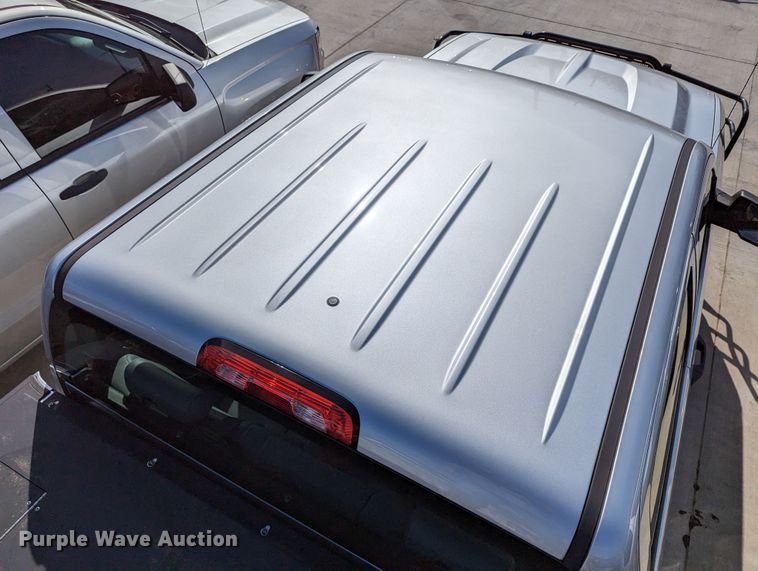 image for item DR6889 2017 Chevrolet Silverado 1500  Crew Cab pickup truck