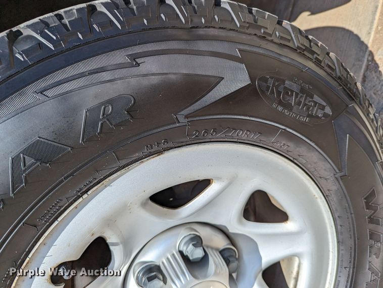 image for item DR6889 2017 Chevrolet Silverado 1500  Crew Cab pickup truck