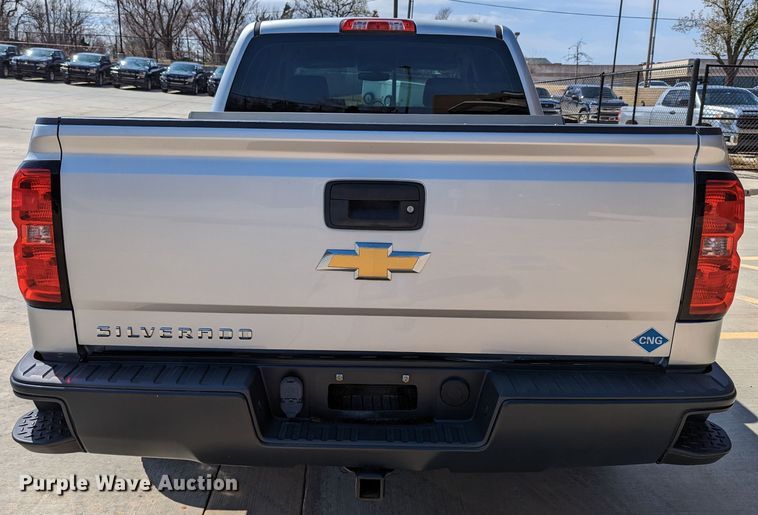 image for item DR6890 2016 Chevrolet Silverado 1500  Crew Cab pickup truck