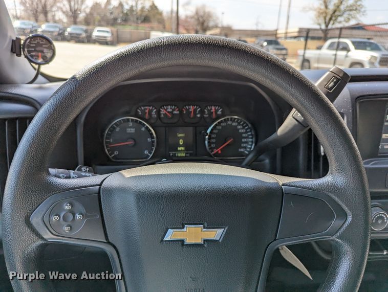 image for item DR6890 2016 Chevrolet Silverado 1500  Crew Cab pickup truck