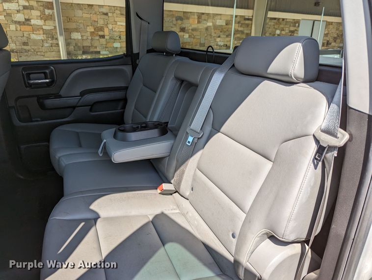 image for item DR6890 2016 Chevrolet Silverado 1500  Crew Cab pickup truck