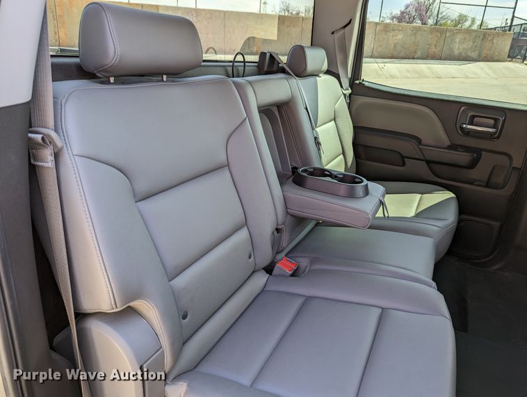 image for item DR6890 2016 Chevrolet Silverado 1500  Crew Cab pickup truck