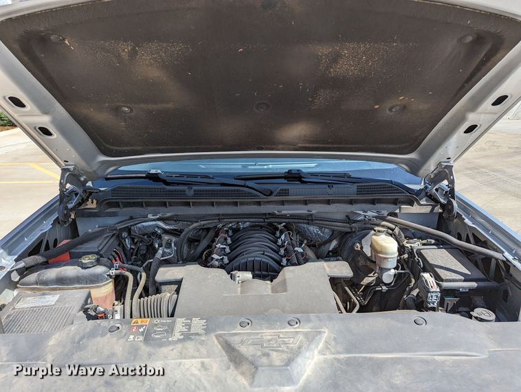 image for item DR6890 2016 Chevrolet Silverado 1500  Crew Cab pickup truck