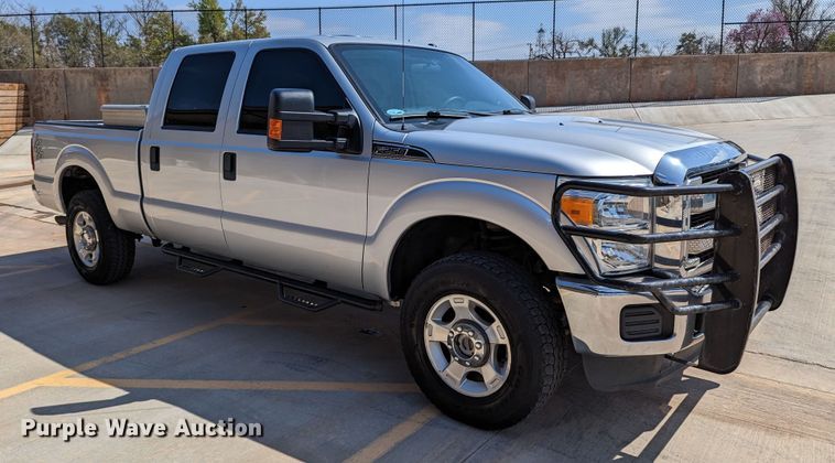 image for item DR6891 2015 Ford F250 Super Duty  Crew Cab pickup truck