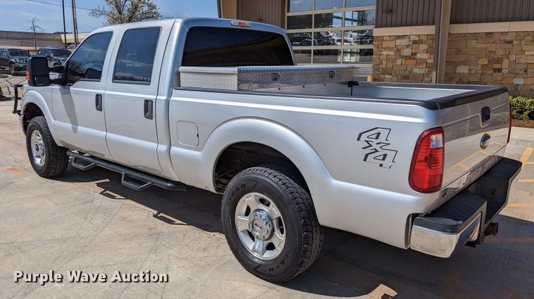 image for item DR6891 2015 Ford F250 Super Duty  Crew Cab pickup truck