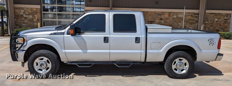 image for item DR6891 2015 Ford F250 Super Duty  Crew Cab pickup truck