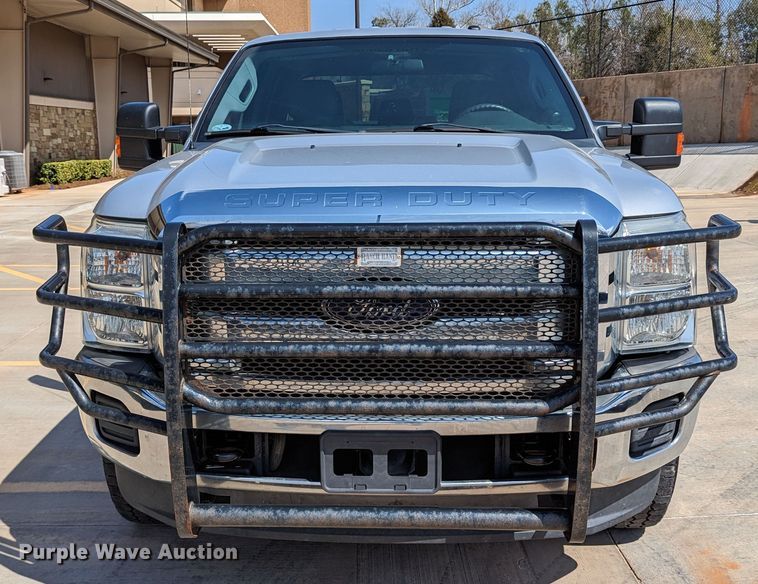 image for item DR6891 2015 Ford F250 Super Duty  Crew Cab pickup truck