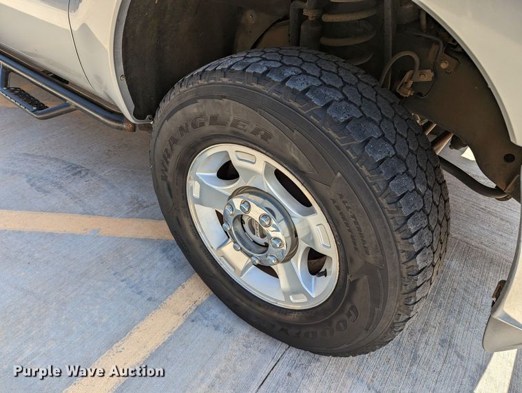 image for item DR6891 2015 Ford F250 Super Duty  Crew Cab pickup truck