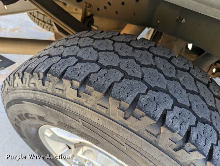 image for item DR6891 2015 Ford F250 Super Duty  Crew Cab pickup truck