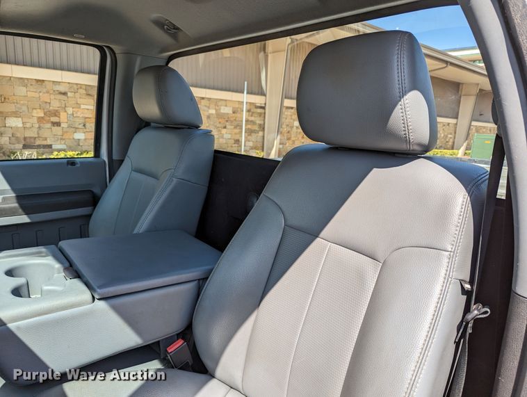 image for item DR6892 2012 Ford F250 Super Duty  pickup truck