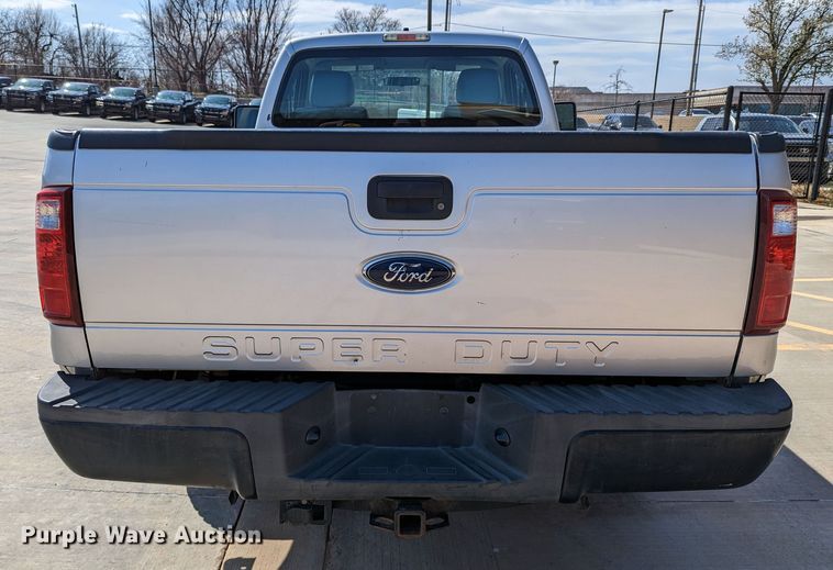 image for item DR6892 2012 Ford F250 Super Duty  pickup truck