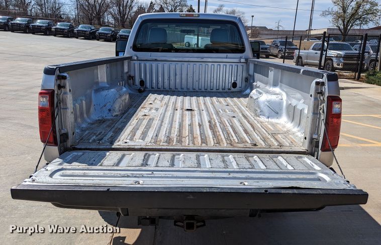 image for item DR6892 2012 Ford F250 Super Duty  pickup truck