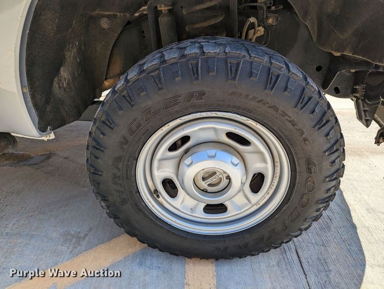 image for item DR6892 2012 Ford F250 Super Duty  pickup truck