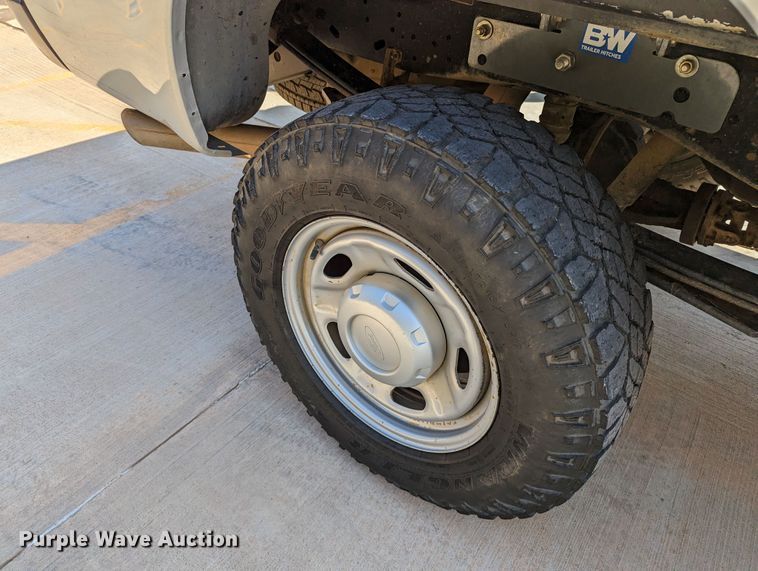 image for item DR6892 2012 Ford F250 Super Duty  pickup truck