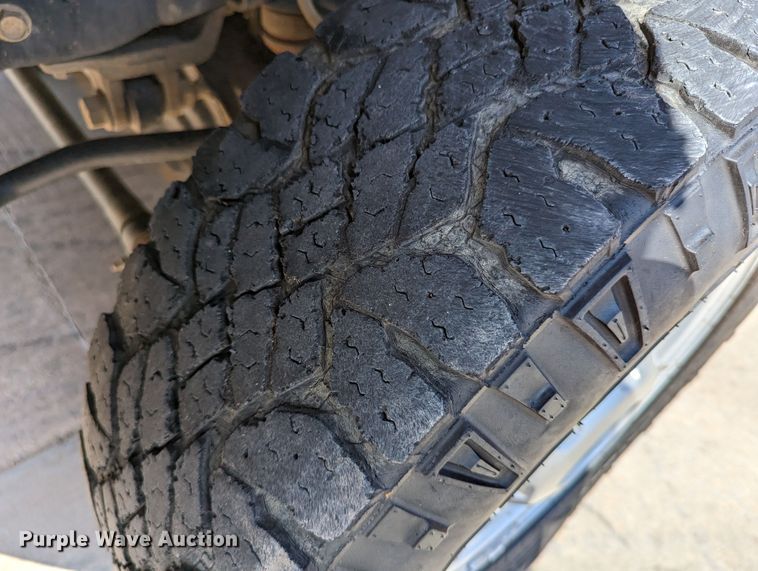 image for item DR6892 2012 Ford F250 Super Duty  pickup truck