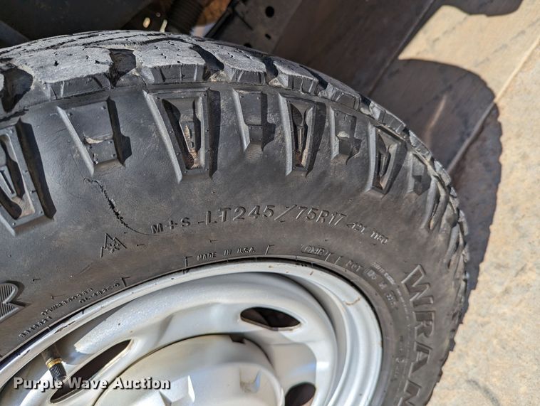 image for item DR6892 2012 Ford F250 Super Duty  pickup truck