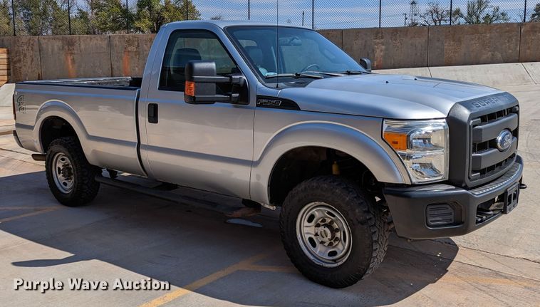 image for item DR6893 2016 Ford F250 Super Duty  pickup truck