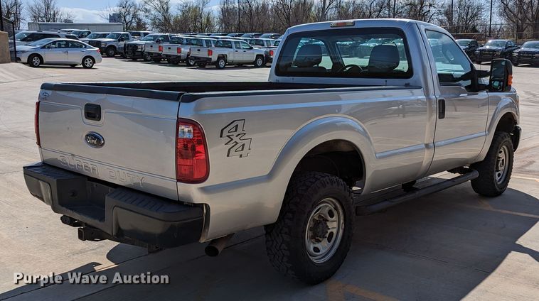 image for item DR6893 2016 Ford F250 Super Duty  pickup truck