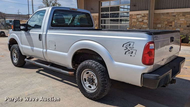 image for item DR6893 2016 Ford F250 Super Duty  pickup truck