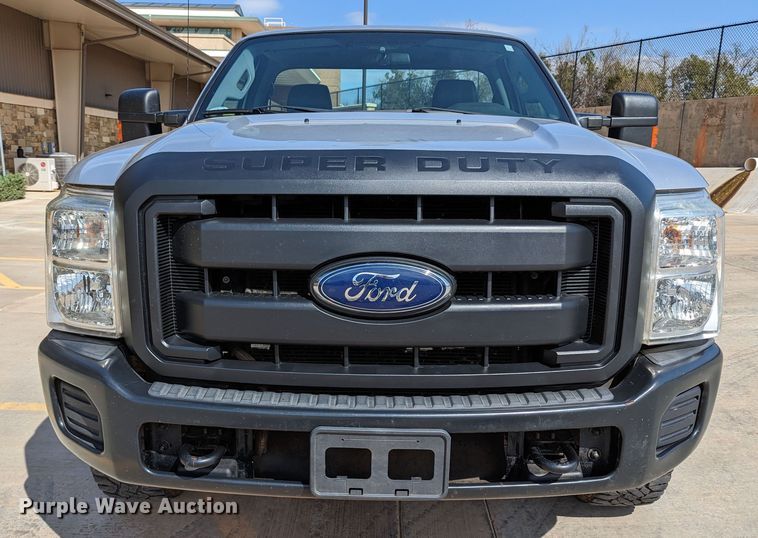 image for item DR6893 2016 Ford F250 Super Duty  pickup truck