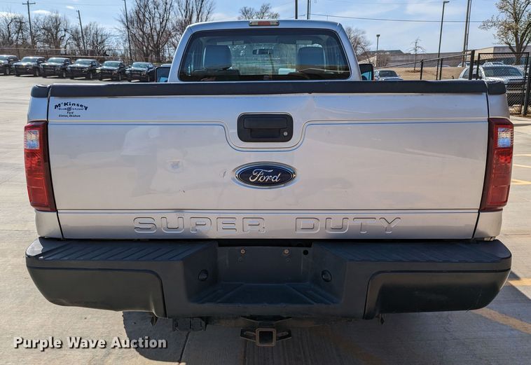 image for item DR6893 2016 Ford F250 Super Duty  pickup truck