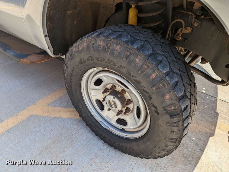 image for item DR6893 2016 Ford F250 Super Duty  pickup truck