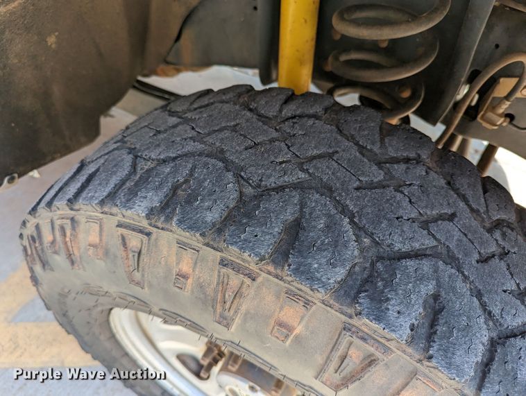 image for item DR6893 2016 Ford F250 Super Duty  pickup truck