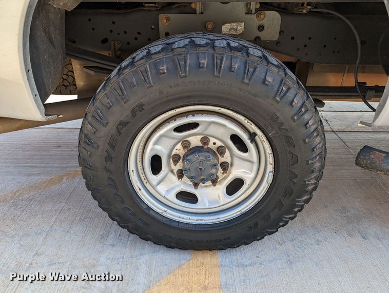 image for item DR6893 2016 Ford F250 Super Duty  pickup truck