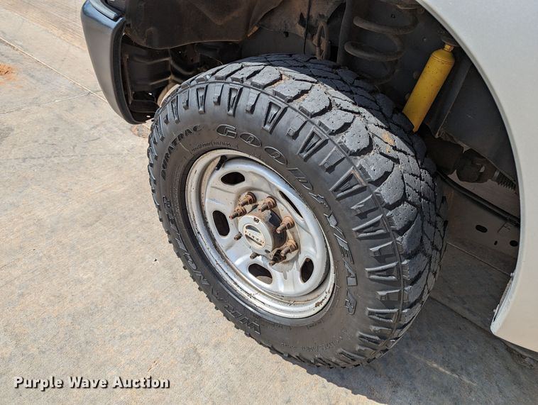 image for item DR6893 2016 Ford F250 Super Duty  pickup truck