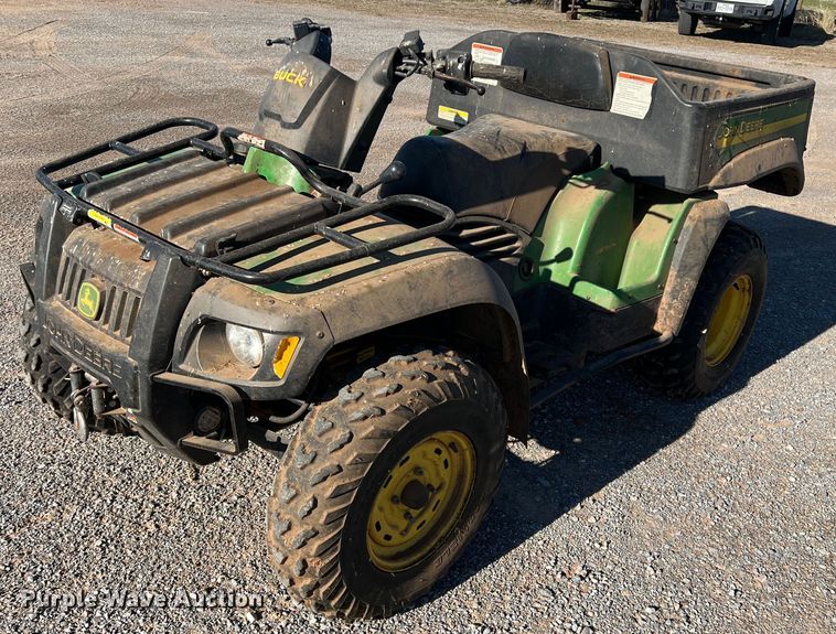 image for item DS2847 2004 John Deere Buck 500 ATV
