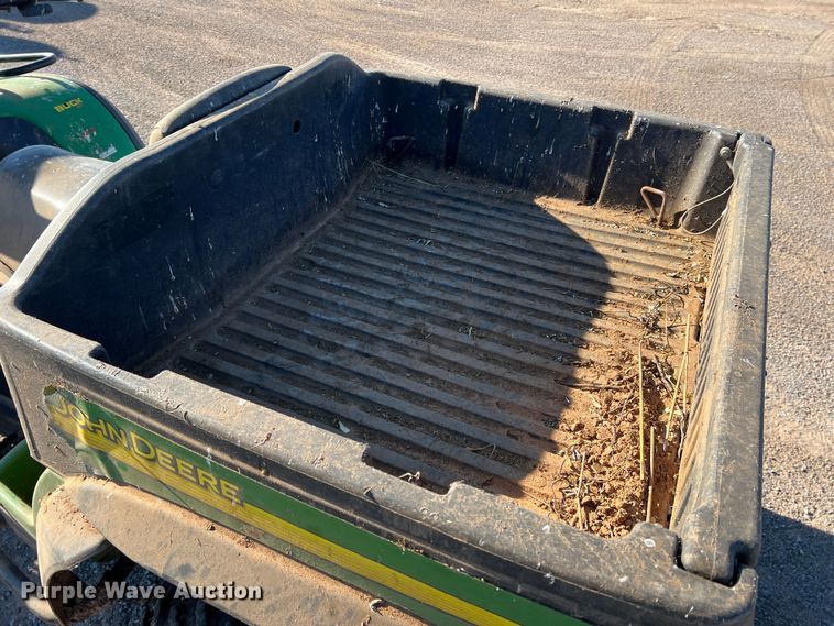 image for item DS2847 2004 John Deere Buck 500 ATV