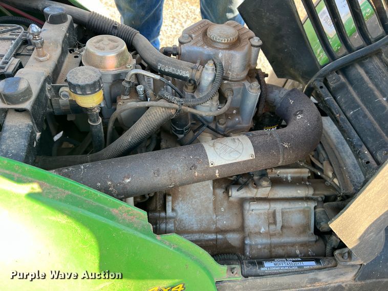 image for item DS2847 2004 John Deere Buck 500 ATV