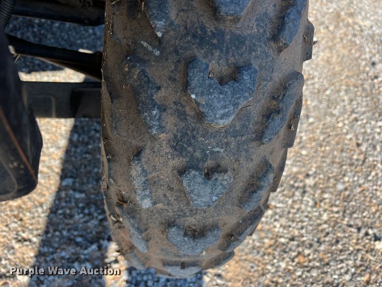 image for item DS2847 2004 John Deere Buck 500 ATV