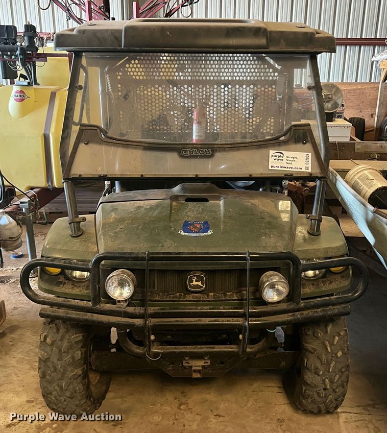 image for item DS2859 2009 John Deere  620i utility vehicle