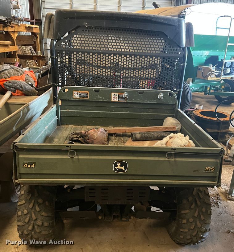 image for item DS2859 2009 John Deere  620i utility vehicle