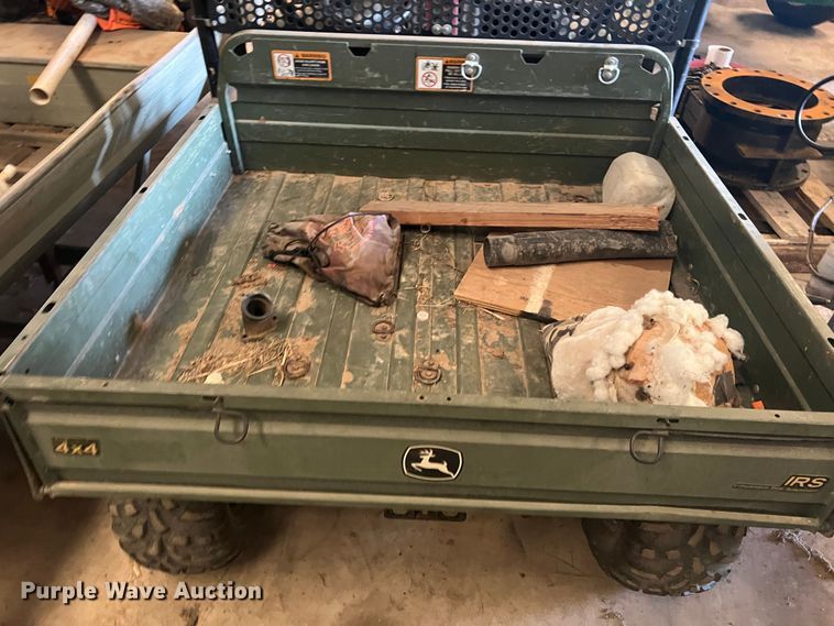 image for item DS2859 2009 John Deere  620i utility vehicle