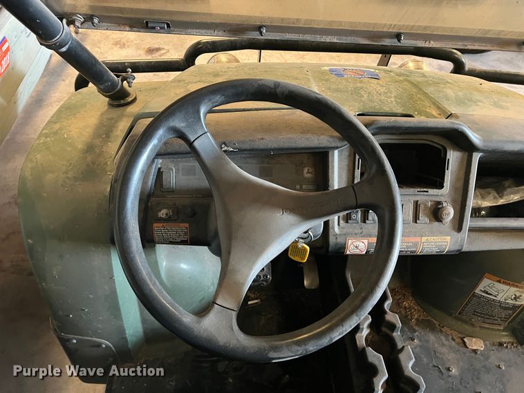 image for item DS2859 2009 John Deere  620i utility vehicle