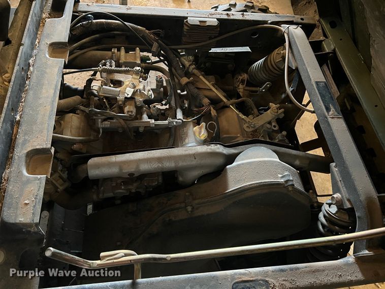 image for item DS2859 2009 John Deere  620i utility vehicle