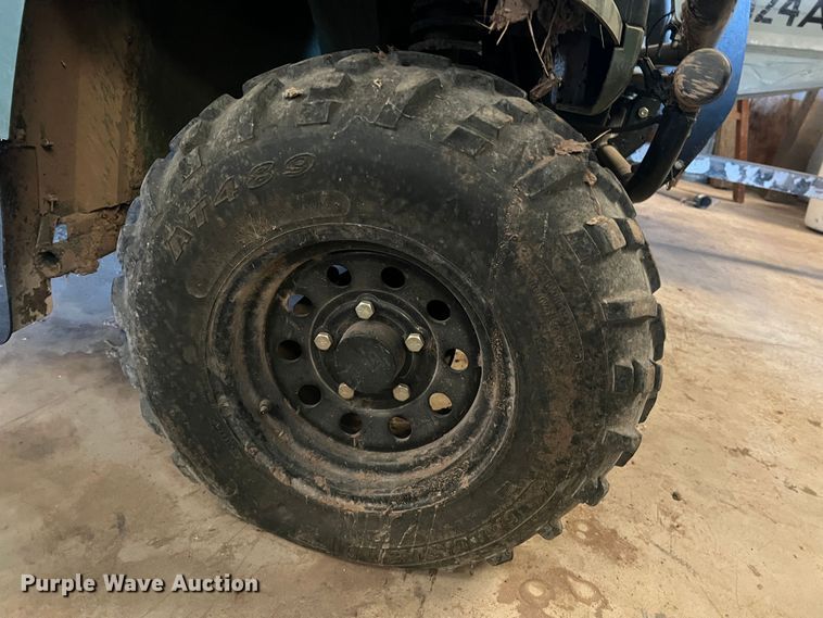 image for item DS2859 2009 John Deere  620i utility vehicle