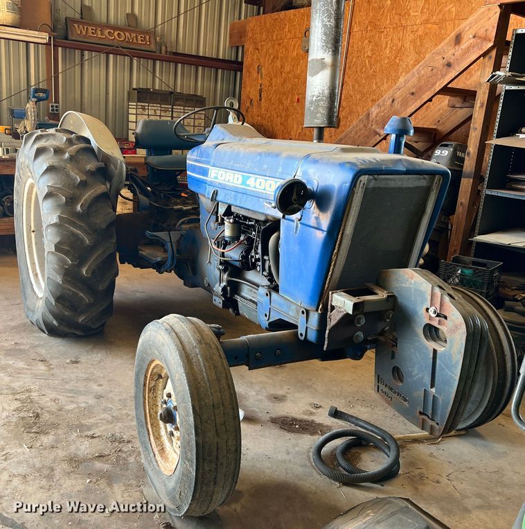 image for item DS2860 1970 Ford 4000  tractor