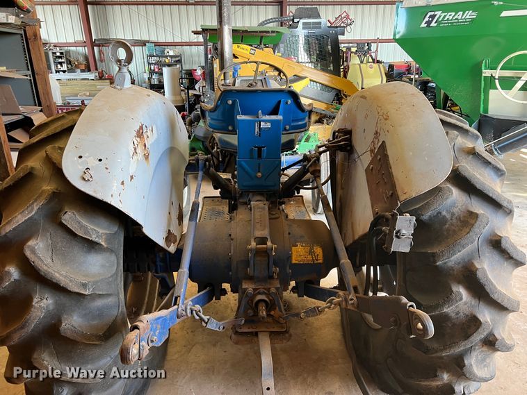 image for item DS2860 1970 Ford 4000  tractor