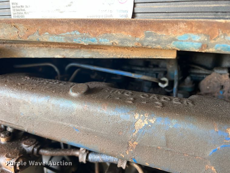 image for item DS2860 1970 Ford 4000  tractor