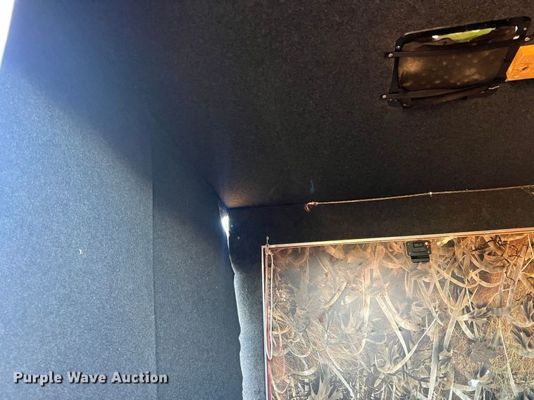 image for item DS2861 2011 Allen  camper