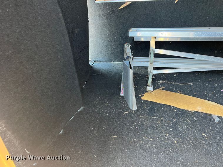 image for item DS2861 2011 Allen  camper