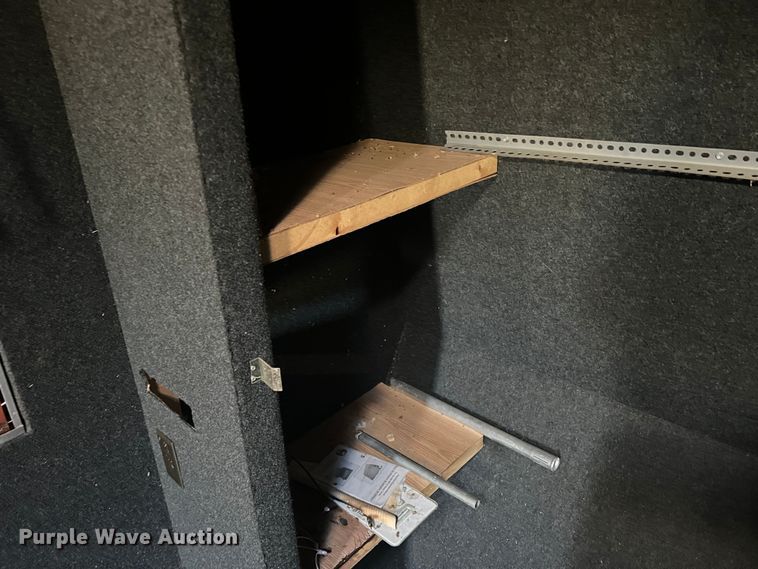 image for item DS2861 2011 Allen  camper