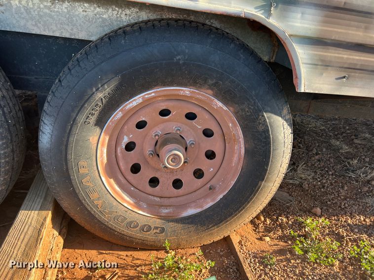 image for item DS2861 2011 Allen  camper