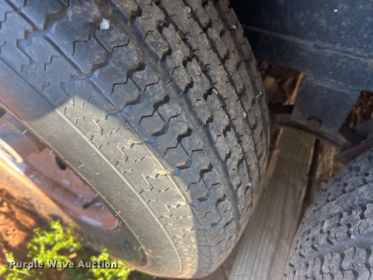 image for item DS2861 2011 Allen  camper